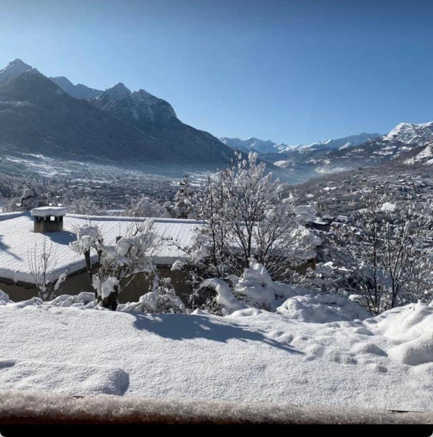 Shangry-La Apartment Briancon  Bagian luar foto