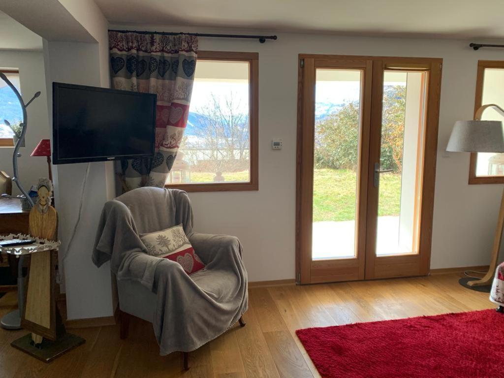 Shangry-La Apartment Briancon  Bagian luar foto